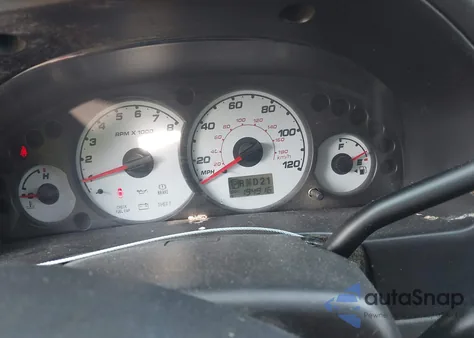 2004 Ford Escape Xlt from USA, damaged, VIN 1FMCU93194KB34635